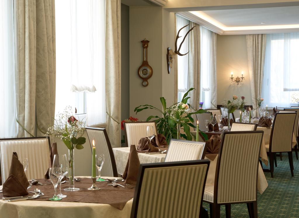Hotel Jaegerhof Штатсбад-Брюккенау Экстерьер фото
