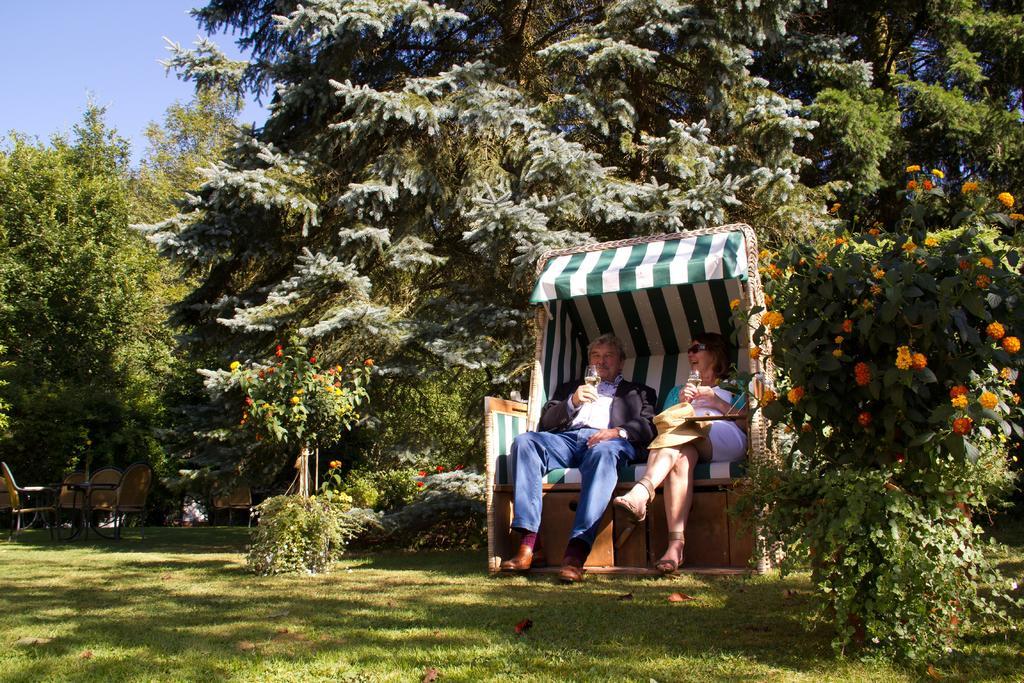 Hotel Jaegerhof Штатсбад-Брюккенау Экстерьер фото